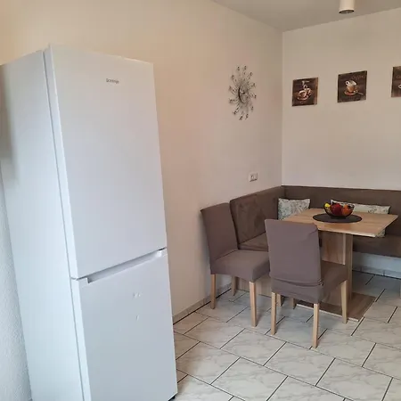Sonja Mit Terrasse Apartamento *